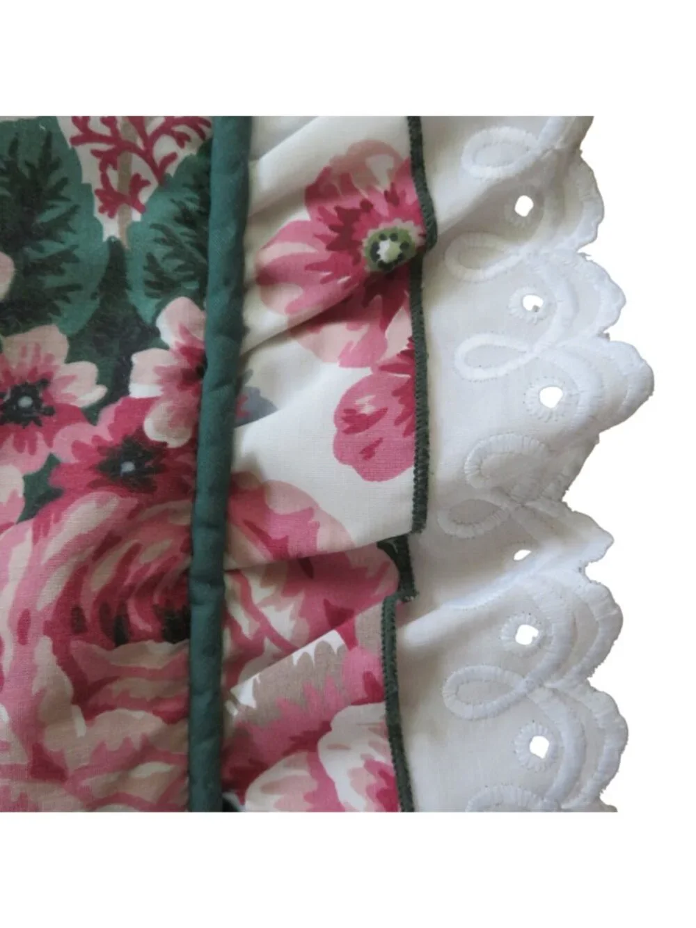 Vintage Waverly Pleasant Valley Floral Pillow Sham Ruffled Eyelet Trim Standard